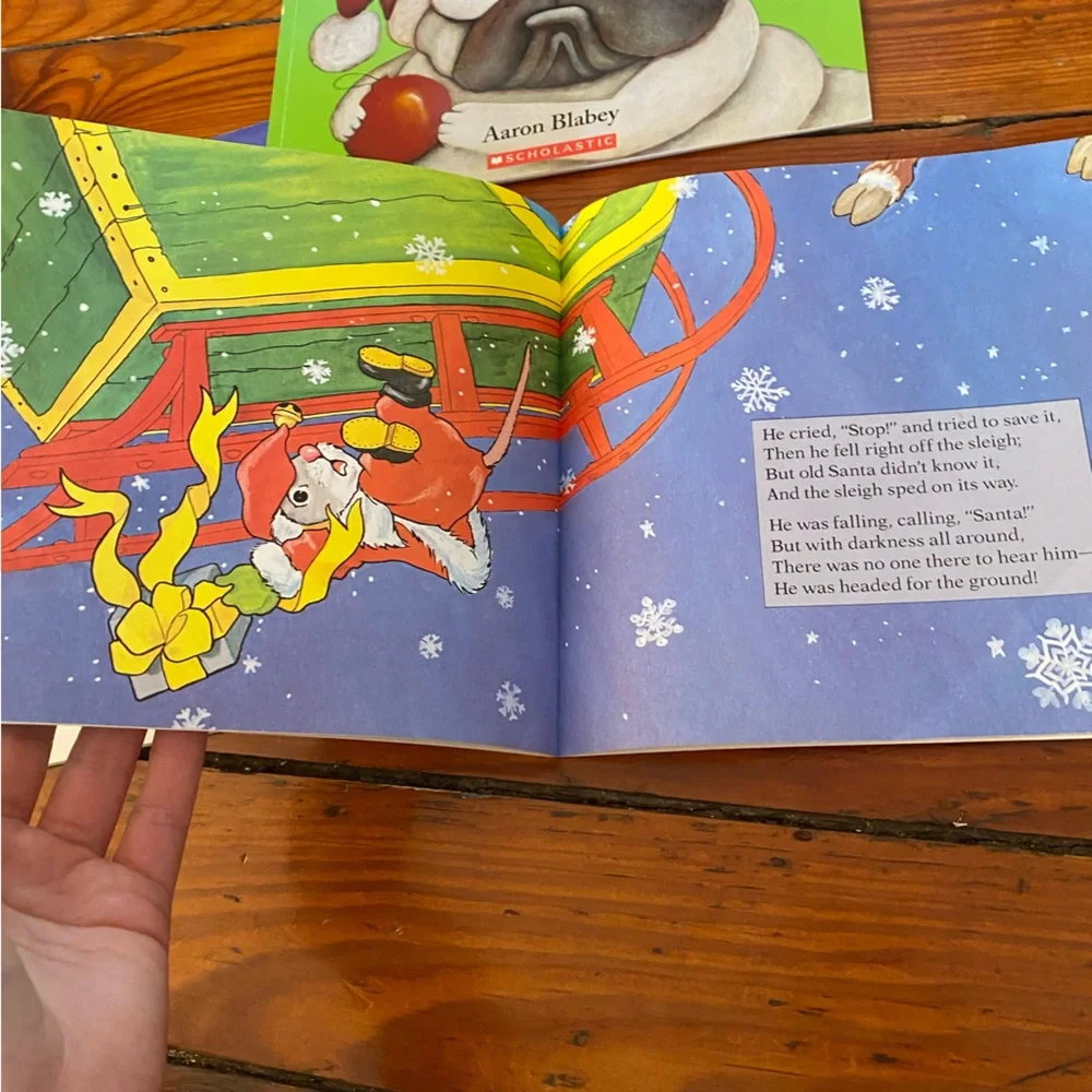 5 Retro Christmas Paperback Books